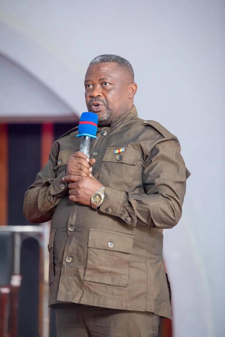 Ituri : À l’occasion du 30 juin, Saidi Shishombo inscrit le nom du Gouverneur militaire en lettres d’or