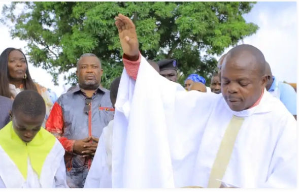 Ituri : Les actions de Saidi Shishombo saluées dans le territoire d’Irumu