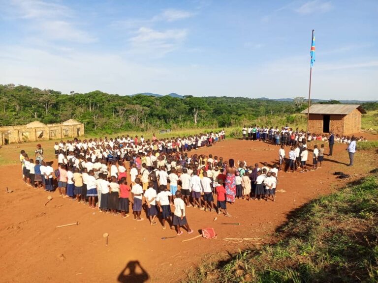 Mambasa : La société minière de l’Est du Congo construit une école moderne à Yedi(Saidi Shishombo)